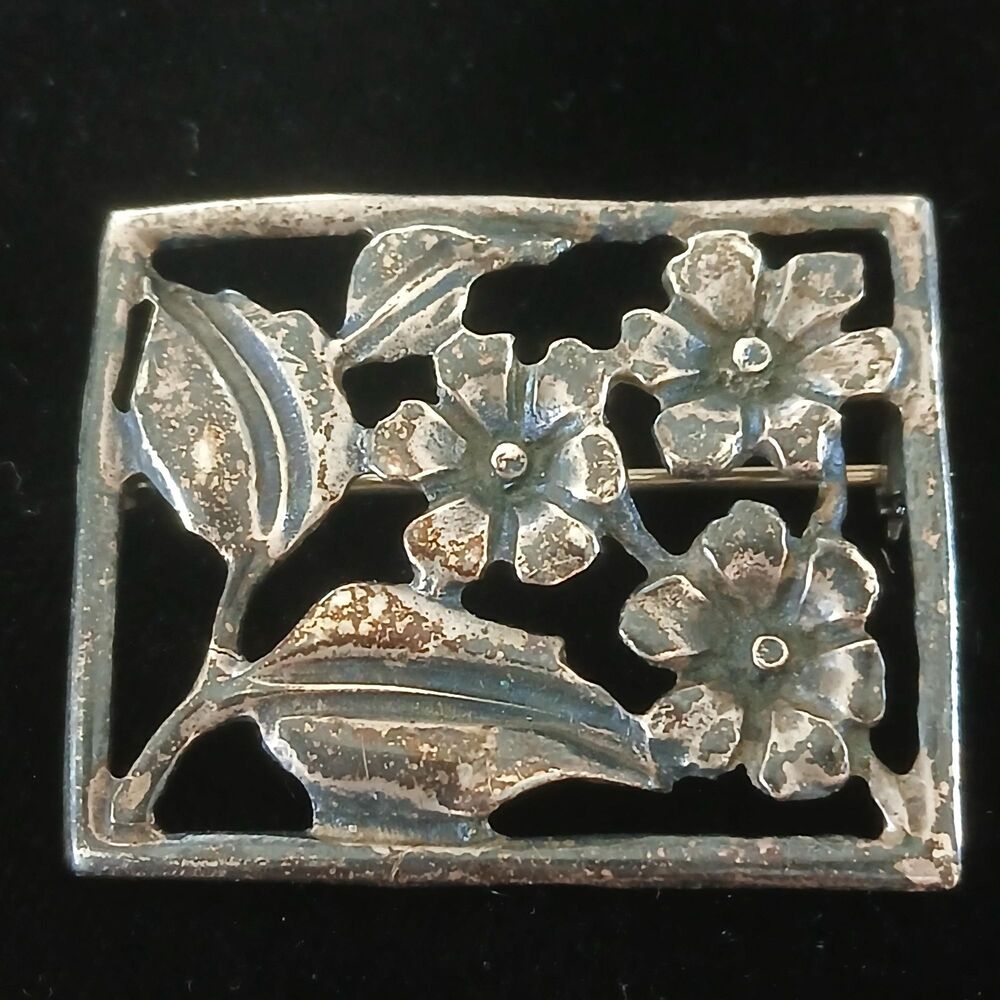 Vintage 1940s Sterling Silver Floral Brooch Openwork Flower Leaf Rectangle Pin
